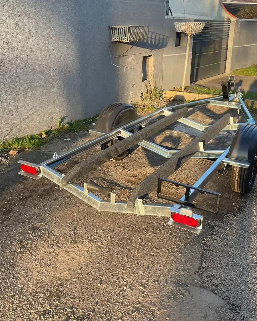 Reboque para Jet Ski em fabricação